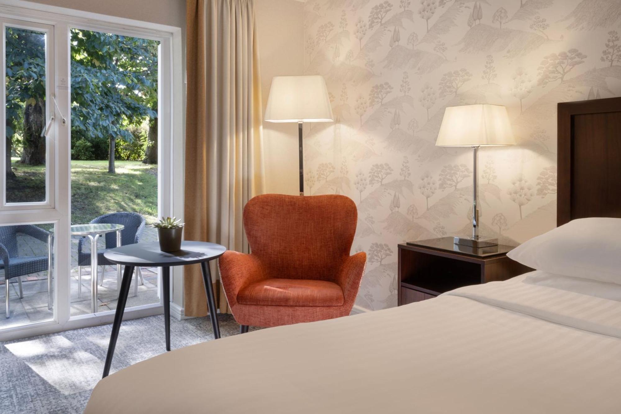 Delta Hotels By Marriott Tudor Park Country Club Μέιντστοουν Εξωτερικό φωτογραφία