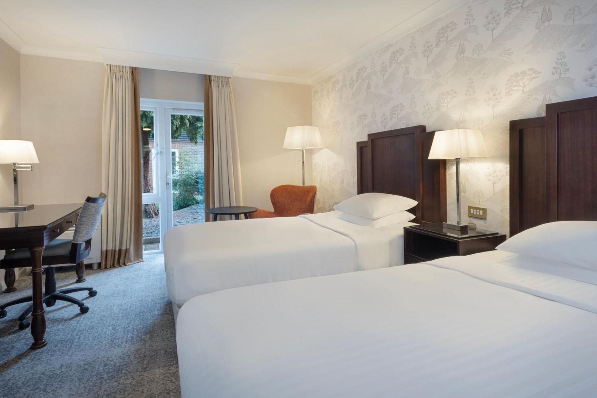 Delta Hotels By Marriott Tudor Park Country Club Μέιντστοουν Εξωτερικό φωτογραφία