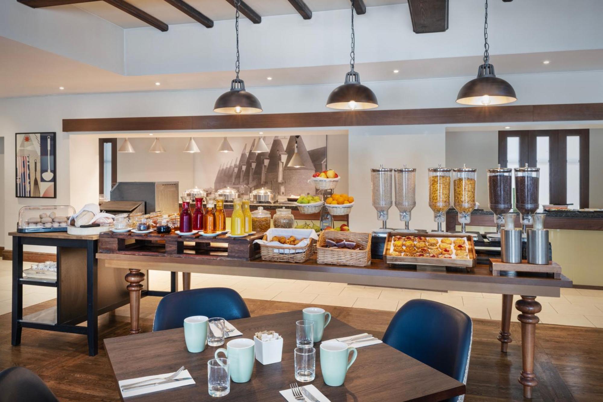 Delta Hotels By Marriott Tudor Park Country Club Μέιντστοουν Εξωτερικό φωτογραφία