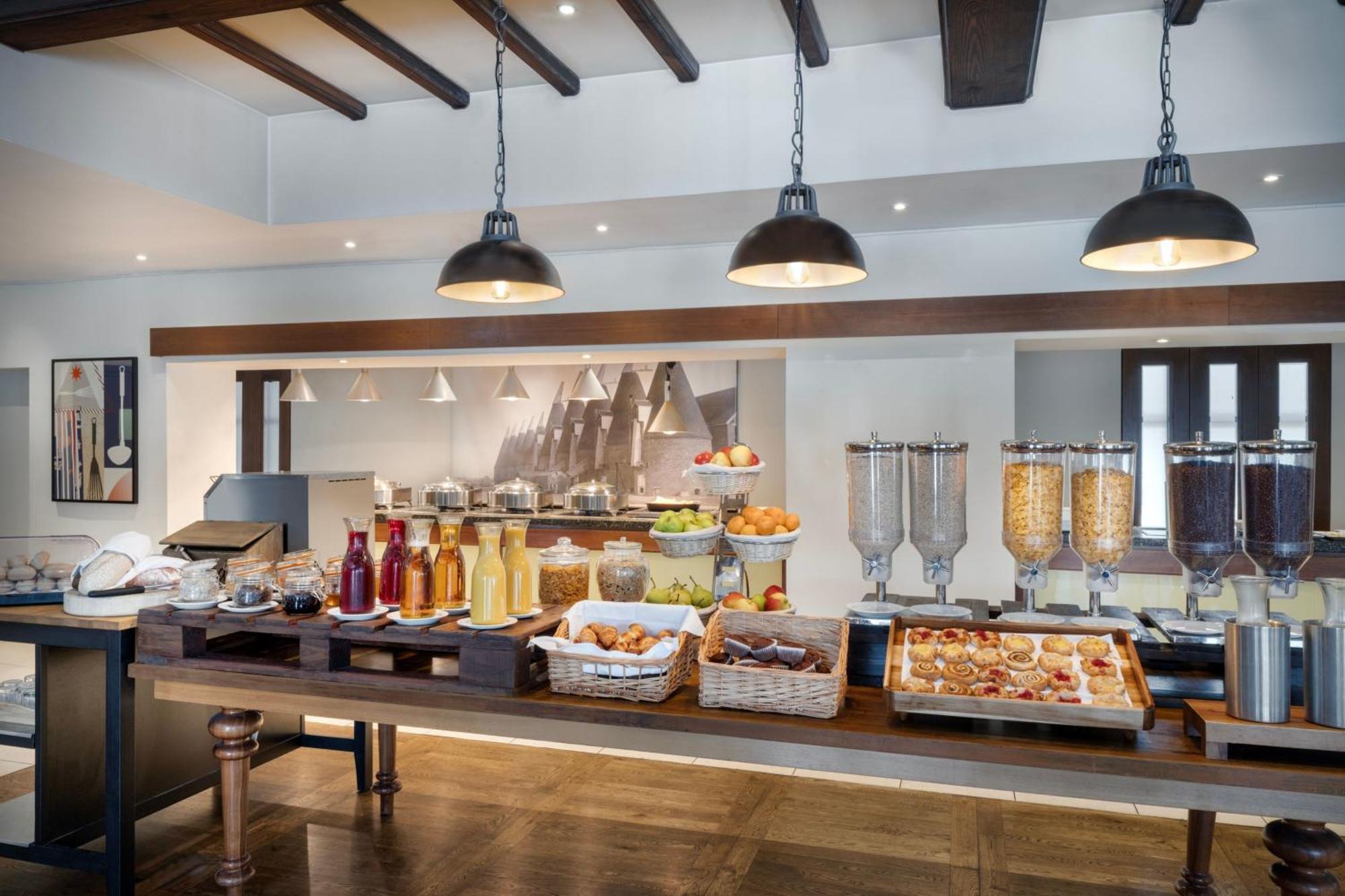 Delta Hotels By Marriott Tudor Park Country Club Μέιντστοουν Εξωτερικό φωτογραφία